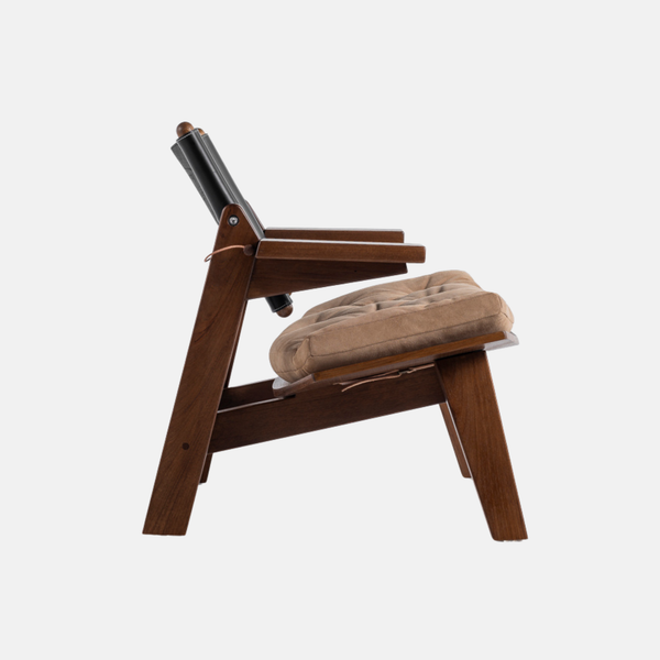 Poltrona Arbatax com Braço - Conforto e Estilo