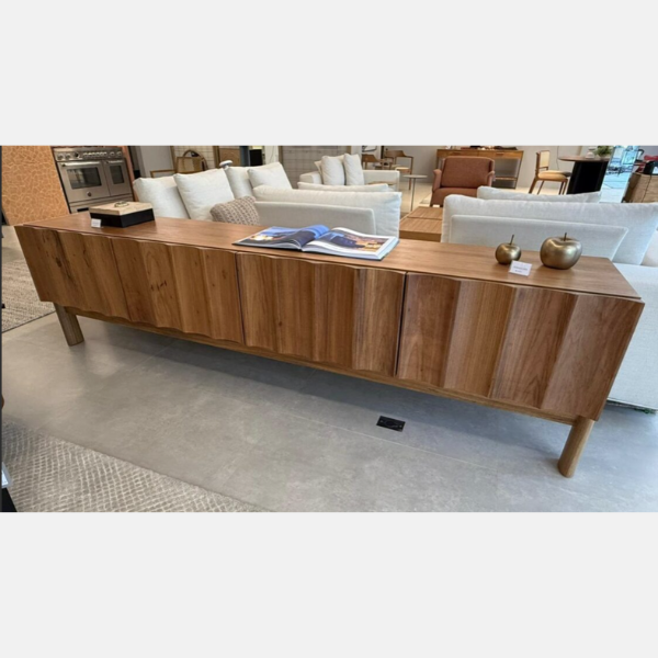 :: Outlet :: Buffet Eumar