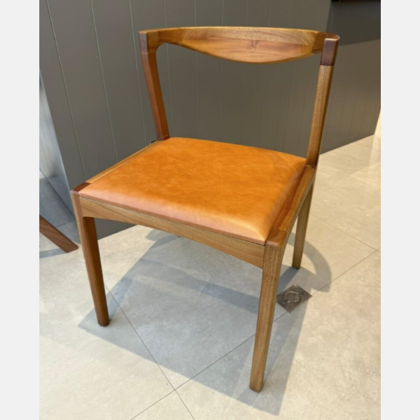 :: Outlet :: Cadeira Manu