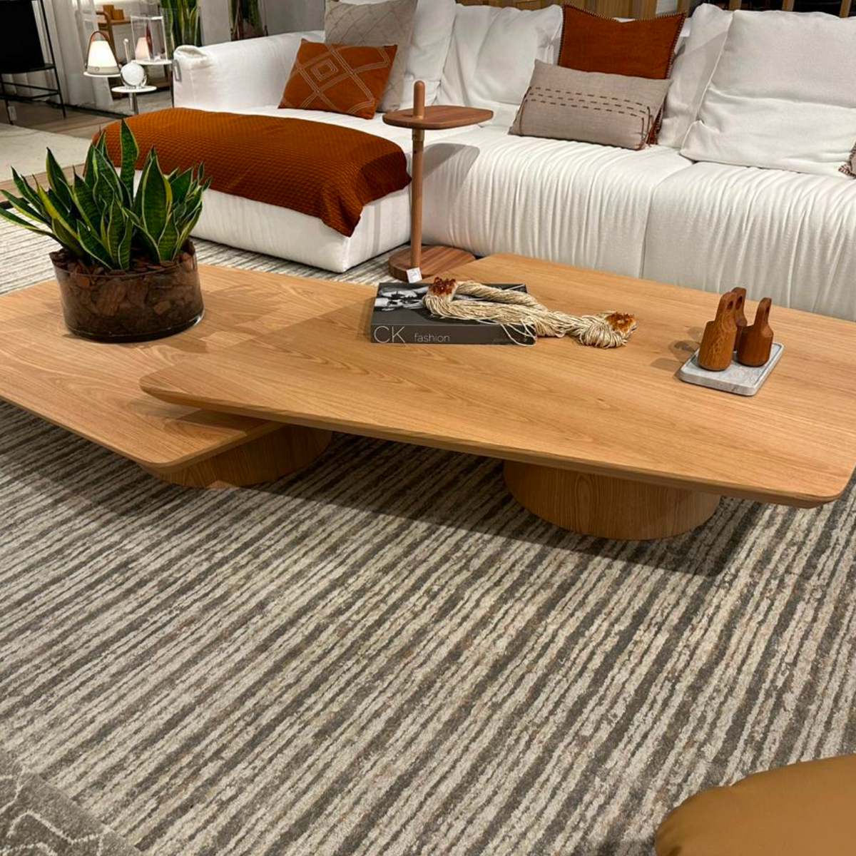 :: Outlet :: Conjunto de mesa de centro Burle